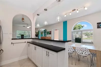 1633 Tyler St, Hollywood, FL 33020 - Photo 9