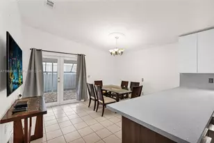 3289 W 70th St, Hialeah, FL 33018 - Photo 15
