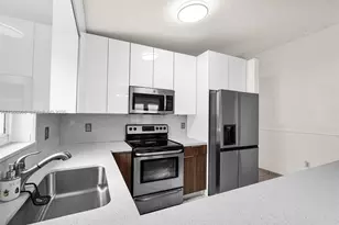 3289 W 70th St, Hialeah, FL 33018 - Photo 7