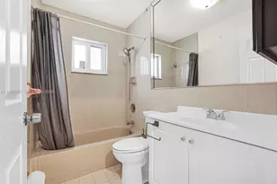 3289 W 70th St, Hialeah, FL 33018 - Photo 27