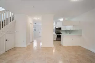 7733 SW 94th Ln, Miami, FL 33156 - Photo 5