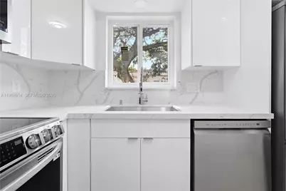 2856 N Funston St, Hollywood, FL 33020 - Photo 13