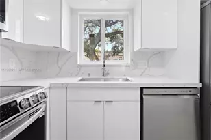 2856 N Funston St, Hollywood, FL 33020 - Photo 13