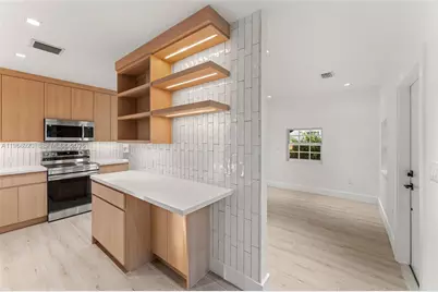 1880 NE 180th St, North Miami Beach, FL 33162 - Photo 23