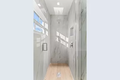 1880 NE 180th St, North Miami Beach, FL 33162 - Photo 67