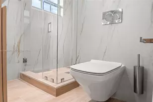 1880 NE 180th St, North Miami Beach, FL 33162 - Photo 71