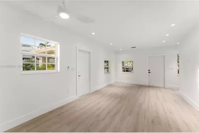 1880 NE 180th St, North Miami Beach, FL 33162 - Photo 27