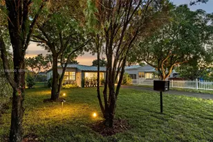 1880 NE 180th St, North Miami Beach, FL 33162 - Photo 99