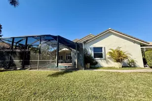 2644 Miller Ct, Weston, FL 33332 - Photo 29
