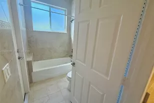 2644 Miller Ct, Weston, FL 33332 - Photo 51