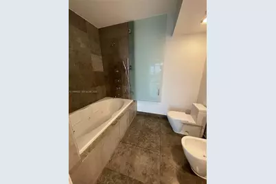 [Address not provided], Miami Beach, FL 33139 - Photo 33