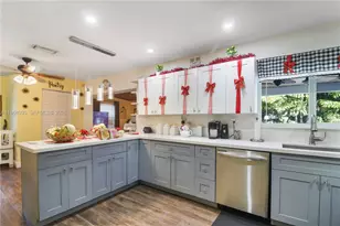 16323 SW 103rd Pl, Miami, FL 33157 - Photo 19