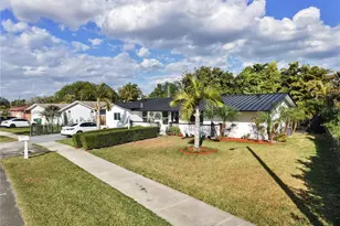 16323 SW 103rd Pl, Miami, FL 33157 - Photo 5