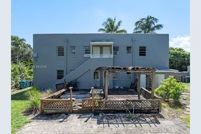 11402 NE 8th Ct, Biscayne Park, FL 33161 - Photo 17