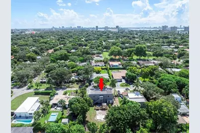 11402 NE 8th Ct, Biscayne Park, FL 33161 - Photo 9