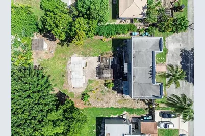 11402 NE 8th Ct, Biscayne Park, FL 33161 - Photo 17