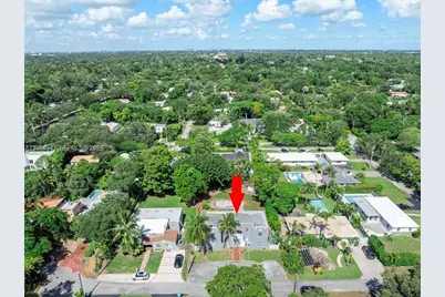 11402 NE 8th Ct, Biscayne Park, FL 33161 - Photo 3