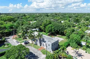 11402 NE 8th Ct, Biscayne Park, FL 33161 - Photo 11