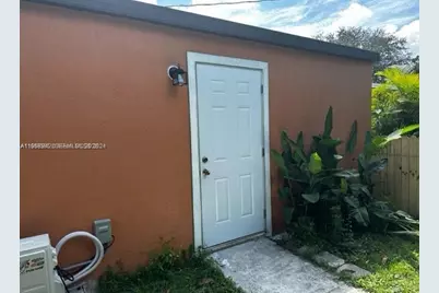 1588 NW 8th Ave #., Homestead, FL 33030 - Photo 1