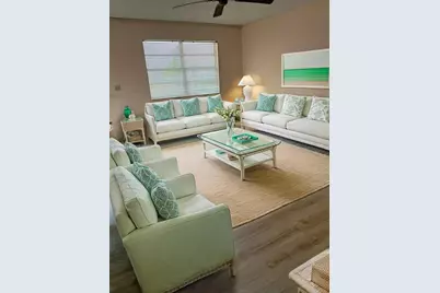 235 E Burgundy  E #235, Delray Beach, FL 33484 - Photo 1