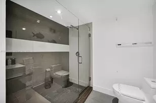 5225 Collins Ave, Miami Beach, FL 33140 - Photo 27
