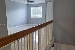 18316 NW 68th Ave, Hialeah, FL 33015 - Photo 9