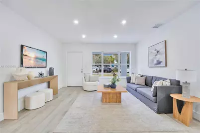 40 SE 3rd Ter, Dania Beach, FL 33004 - Photo 3