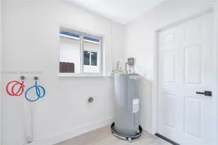 40 SE 3rd Terrace, Dania Beach, FL 33004 - Photo 19