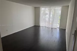 492 NW 165th St Rd, Miami, FL 33169 - Photo 7