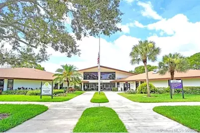 400 SW 134th Way #306F, Pembroke Pines, FL 33027 - Photo 13