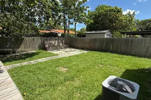 235 NE 46th St, Miami, FL 33137 - Photo 45