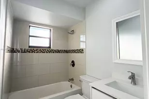 250 SW 78th Ave, Miami, FL 33144 - Photo 13