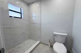 250 SW 78th Ave, Miami, FL 33144 - Photo 9