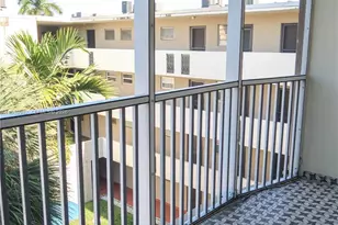 1690 NE 191st St, Miami, FL 33179 - Photo 5