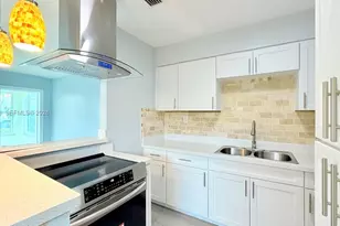 432 NW 103rd St, Miami, FL 33150 - Photo 7