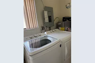 480 NE 127th St, North Miami, FL 33161 - Photo 13
