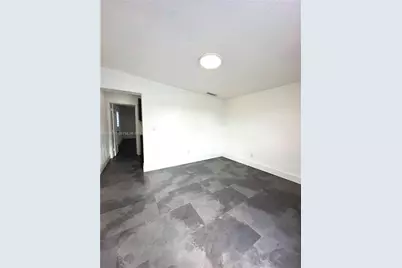 1960 W 63rd St #Efficiency, Hialeah, FL 33012 - Photo 3