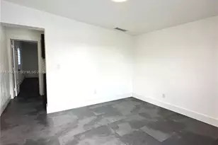 1960 W 63rd St, Hialeah, FL 33012 - Photo 3