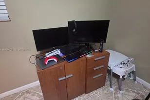 230 NW 7th Ave, Dania Beach, FL 33004 - Photo 33