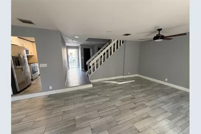 853 NW 81st Ter, Plantation, FL 33324 - Photo 13