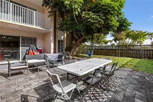 4910 NW 79th Ave, Doral, FL 33166 - Photo 13