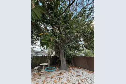 1249 NW 42nd St, Miami, FL 33142 - Photo 11