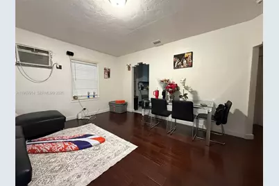 1249 NW 42nd St, Miami, FL 33142 - Photo 5