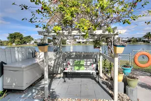 1675 W 72nd St, Hialeah, FL 33014 - Photo 11