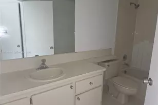 8290 Lake Dr, Doral, FL 33166 - Photo 13