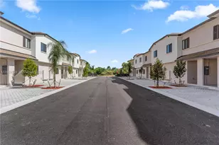 408 SW 1st St, Florida City, FL 33034 - Photo 27