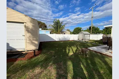 3781 Riedel Ave, Palm Springs, FL 33461 - Photo 25