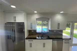 4960 SW 119th Ave, Cooper City, FL 33330 - Photo 17