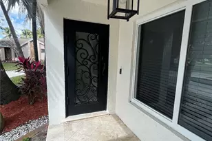 4960 SW 119th Ave, Cooper City, FL 33330 - Photo 7