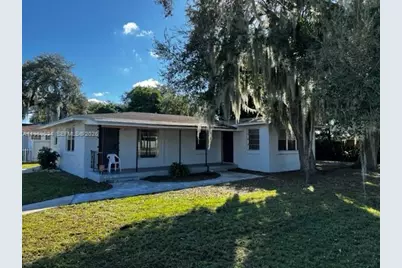 2198 NW 153rd St, Miami Gardens, FL 33054 - Photo 9
